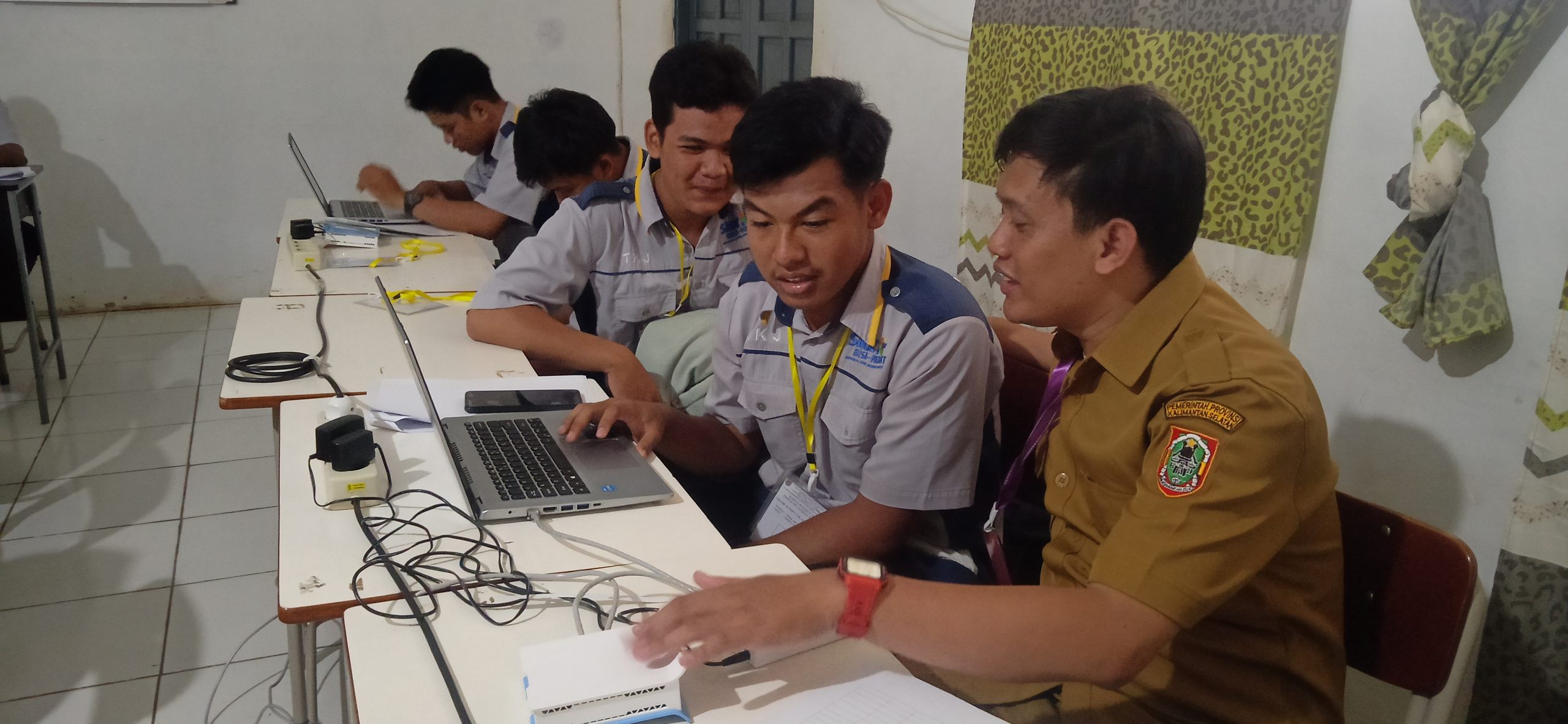 Dokumentasi aktivitas PKL bidang jaringan komputer